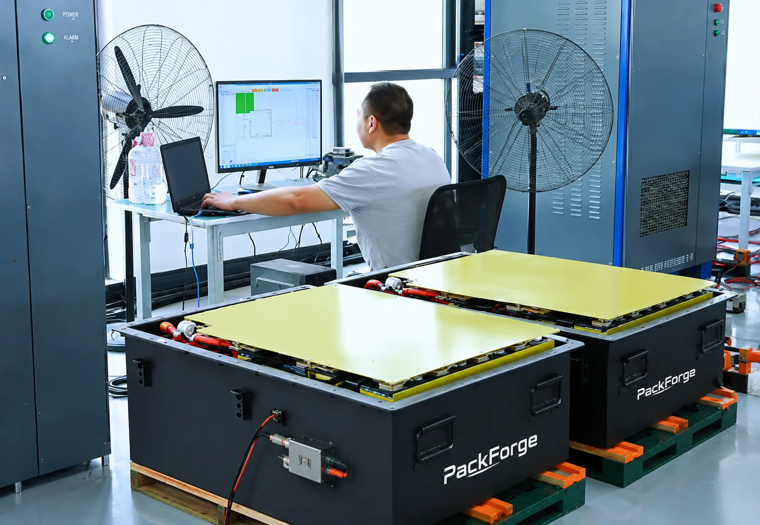 Upgrading From Lead-Acid to LiFePO4: What Industrial Buyers Need to Know